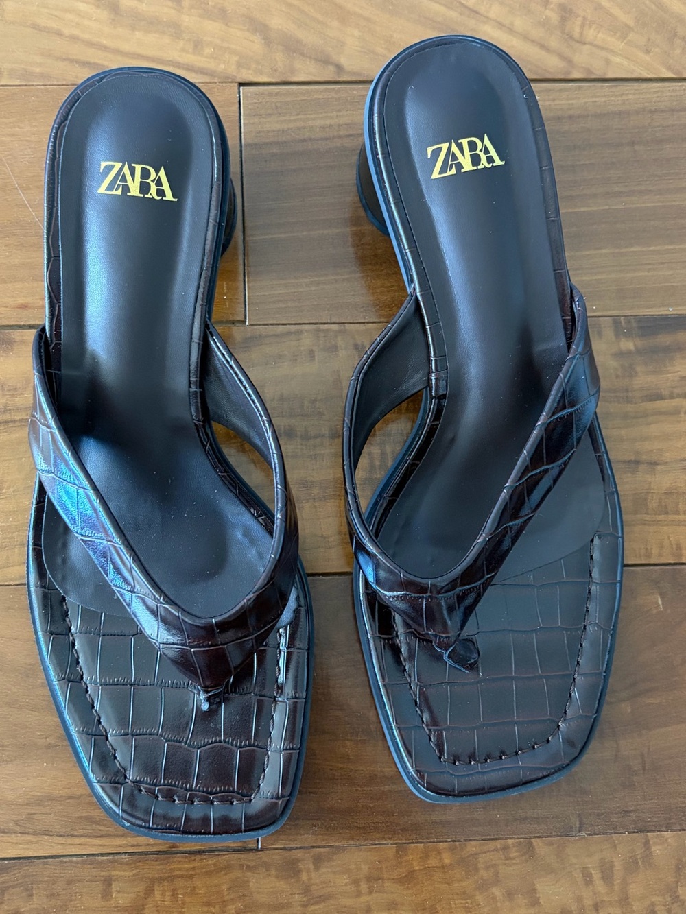 ZARA Brown croc heels - Picture 1 of 3